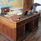 Oskar Schindler Desk